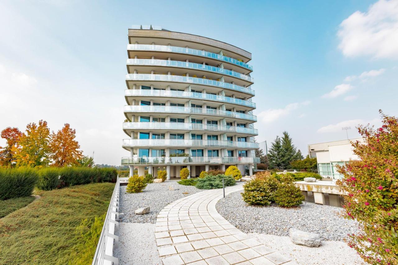 Glass House Cuneo Bagian luar foto
