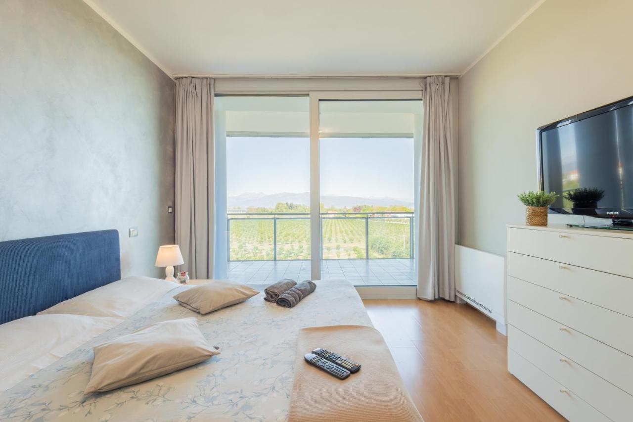 Glass House Cuneo Bagian luar foto